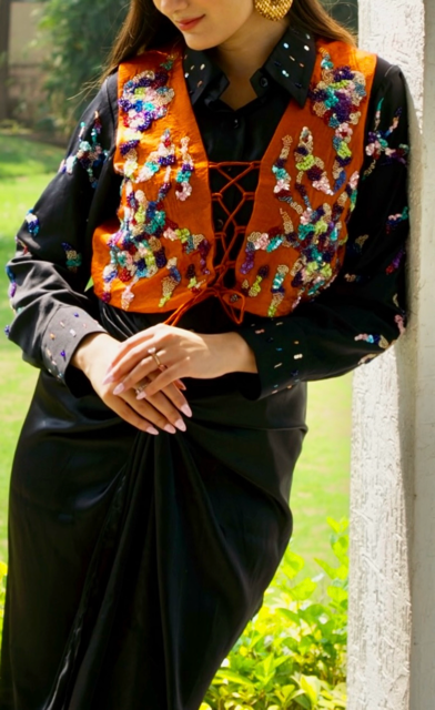 Amber Shirt Vest Set in Black and Burnt Orange
