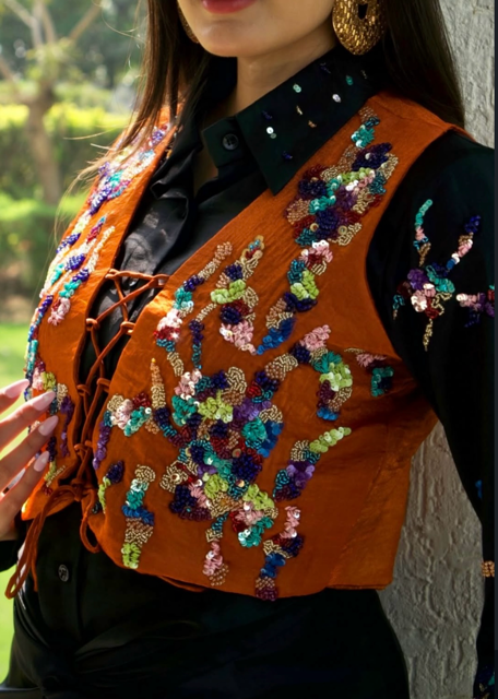 Amber Shirt Vest Set in Black and Burnt Orange
